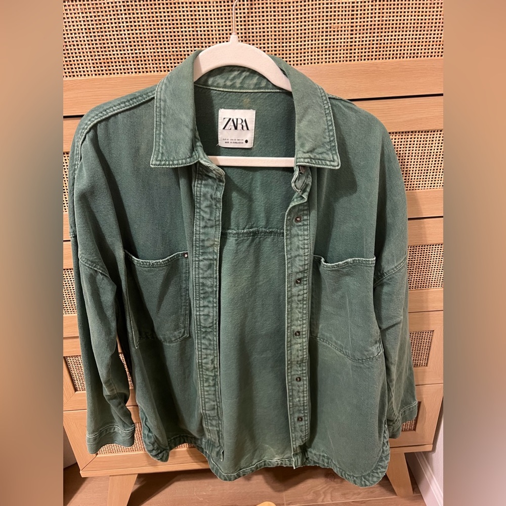 Zara khaki green shacket